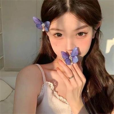 某天后之女晒豪宅名表，品牌方解约，凌晨引热议